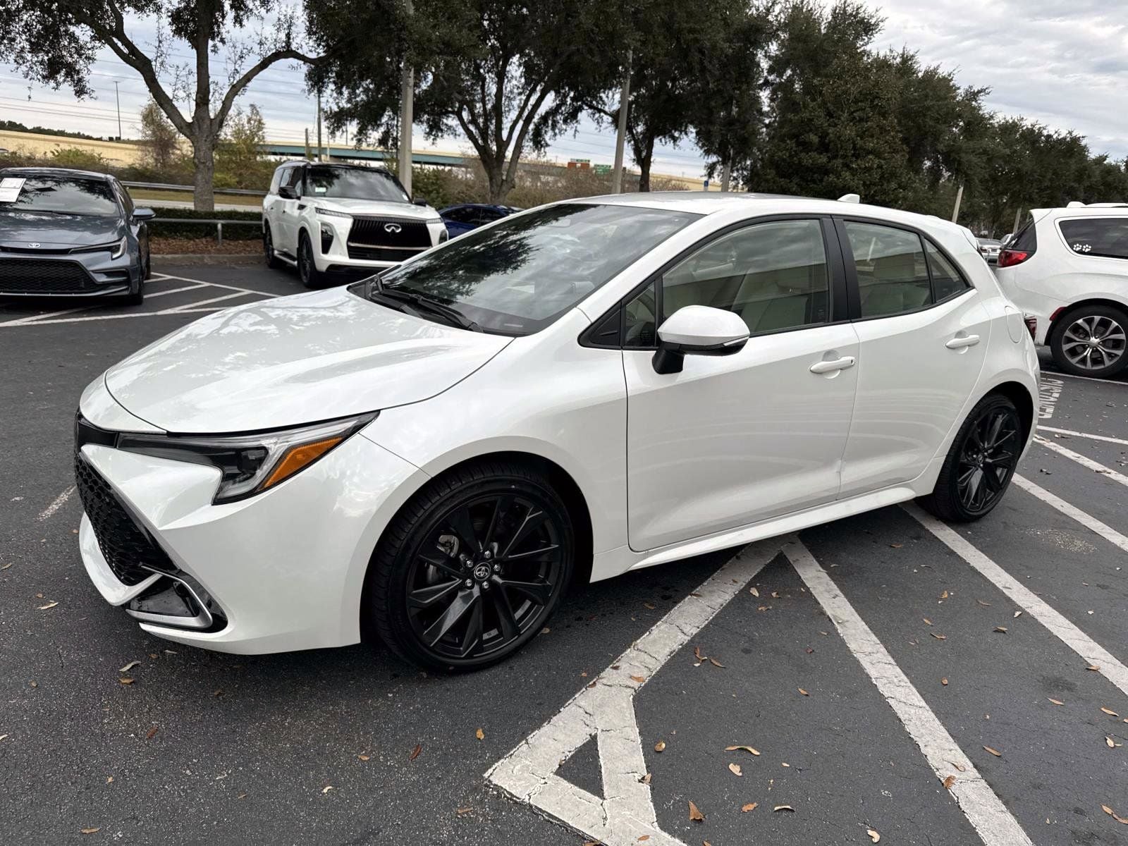 2025 Toyota Corolla Hatchback XSE