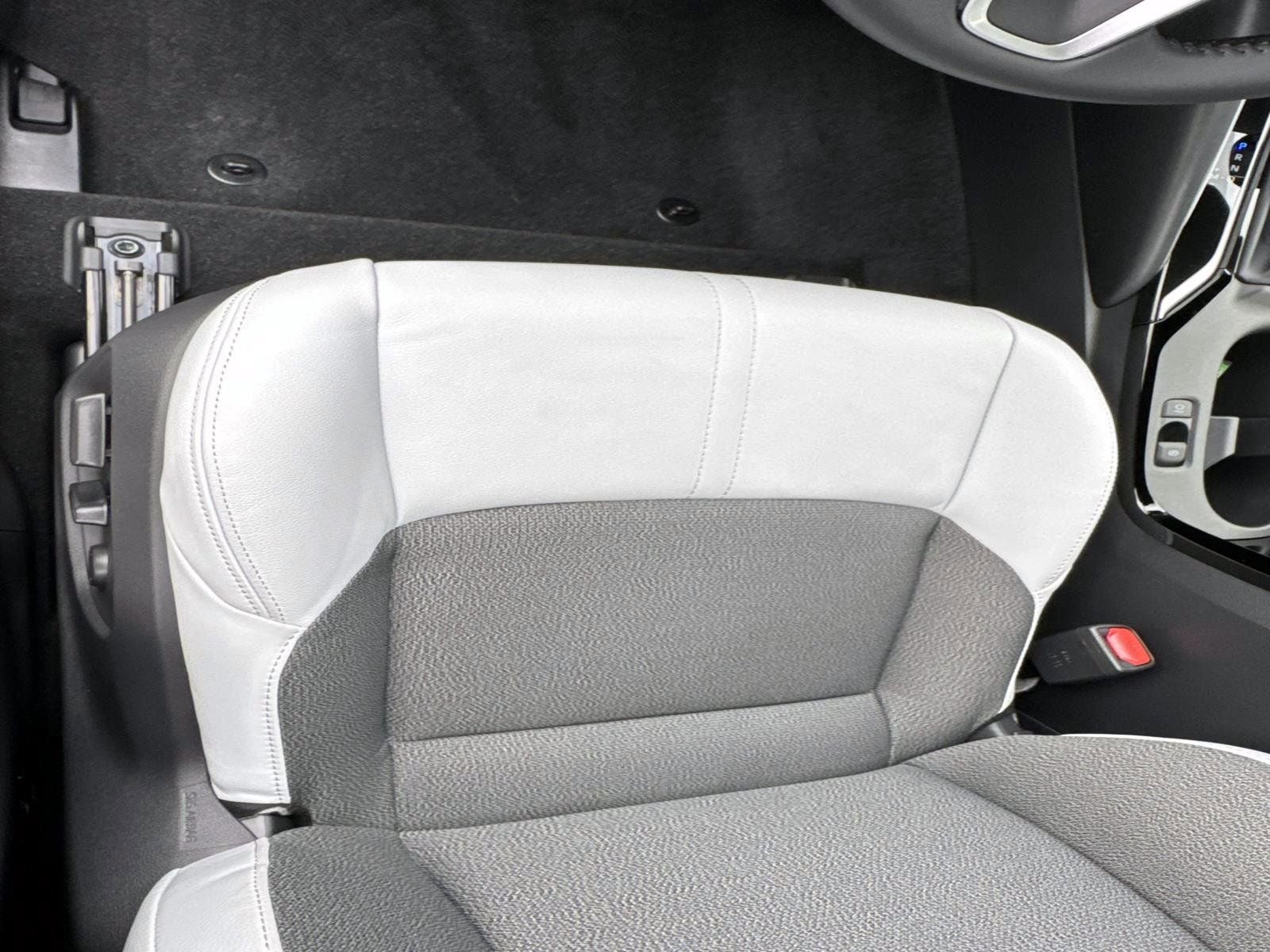 2025 Toyota Corolla Hatchback XSE