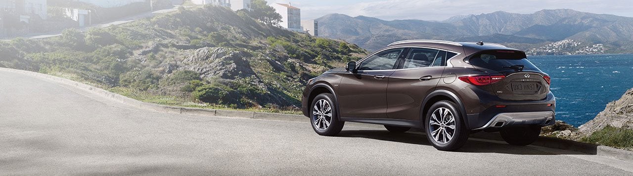 INFINITI Crossover